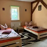 Doppelzimmer & Vom Friesenhof Wieratal Konukevi 3*