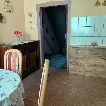 Doppelzimmer & Vom Friesenhof Wieratal Guest house