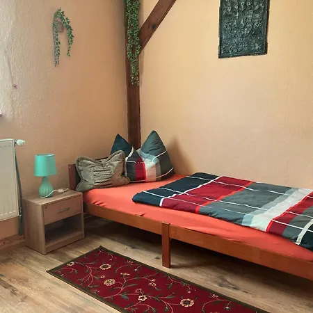 Doppelzimmer & Familienzimmer Vom Friesenhof Wieratal 4* Nobitz