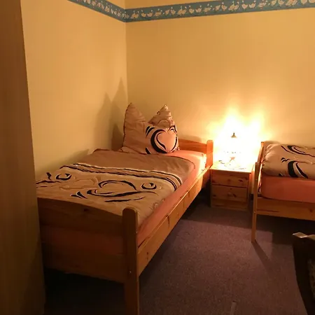 Doppelzimmer & Vom Friesenhof Wieratal 招待所