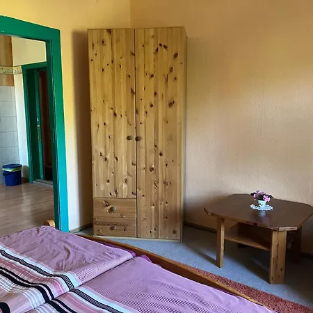 招待所 Doppelzimmer & Vom Friesenhof Wieratal Nobitz