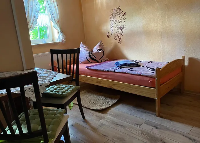 Konukevi Doppelzimmer & Vom Friesenhof Wieratal 4*